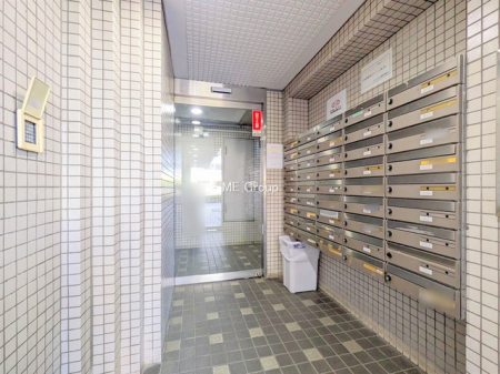 �G���g�����X -