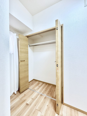 ���[ �m���N���[�[�b�g�B���s��������̂Ō���̈ߗނ�����������[�ł��܂��B