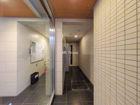 �G���g�����X -