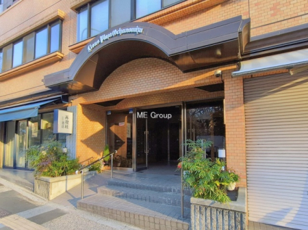 �G���g�����X -