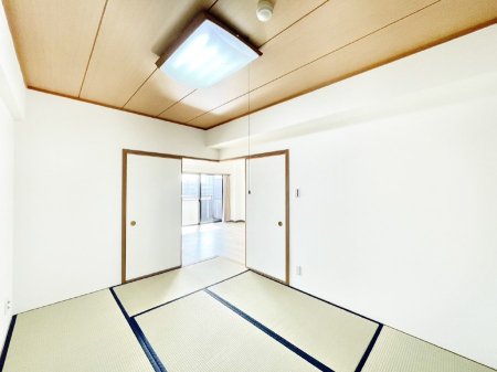 ���̑����� ���r���O�אڂ̘a���͖����̕�炵�ɖ����ƈ��炬�������炵�Ă���܂�    