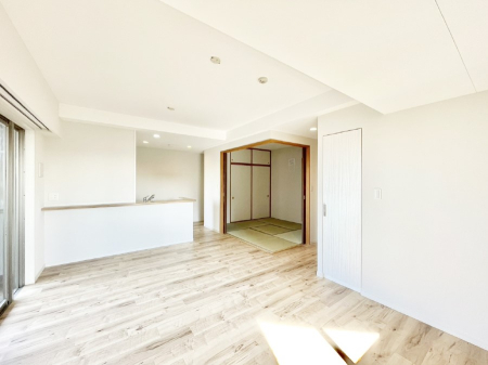 ���̑����� �Ƒ������R�ƏW�܂�e���̃X�y�[�X�ɂȂ肻��