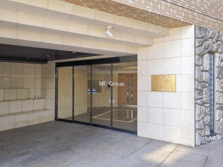 �G���g�����X -