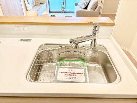 ���̑����� �򐅊��̌^�̃L�b�`���Ő􂢕��p�E�����p�Ɛ؂�ւ��ȒP