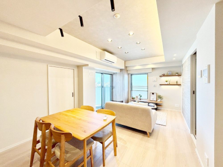 ���r���O �������������͋C�̂k�c�j�͉Ƒ��݂�Ȃ̉��K���