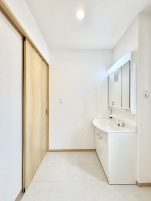 ���ʑ�E���ʏ� ���邢���ʏ��͖����̐g�x�x���y�����ł����Ⴂ�����ł��B