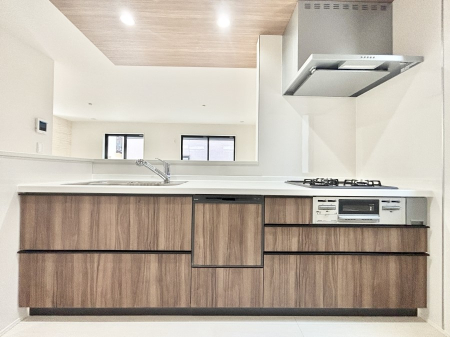 �L�b�`�� �������������I�ɁA�y�����I�V�X�e���L�b�`��  