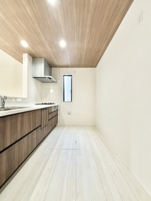 �L�b�`�� �|�b�v�A�b�v�V�䂪�f�G�ȃL�b�`���I��������̂ō̌����Ƃꊷ�C�ɂ��𗧂��܂��B