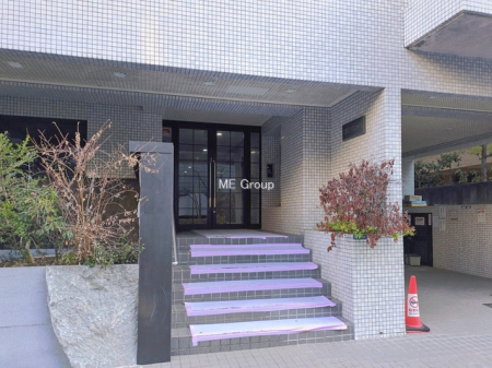 �G���g�����X -