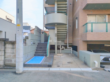 �G���g�����X -