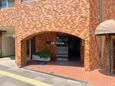 �G���g�����X -