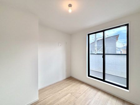 �q������ ������̂₳���������S�n�悢�v���C�x�[�g���[��