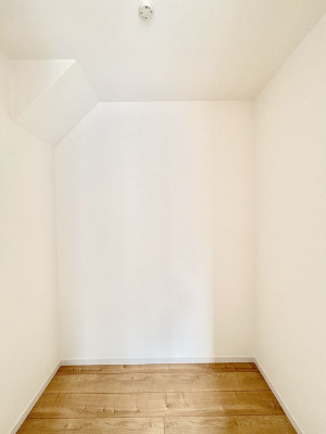 ���̑� �E�H�[�N�C���N���[�[�b�g�t���Ő�����Ԃ��L�����p�ł��܂��B