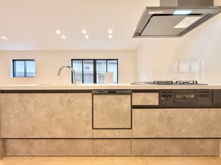 �L�b�`�� �������������I�ɁA�y�����I�V�X�e���L�b�`��  