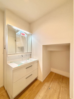 ���ʑ�E���ʏ� ���邢���ʏ��͖����̐g�x�x���y�����ł����Ⴂ�����ł��B