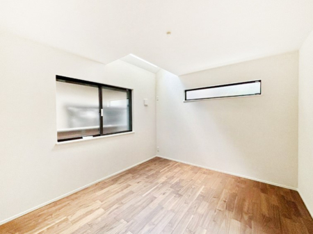 �Q�� ���邢�z�����~�蒍���g�b�v���C�g���̗p�����������B�S�n�̂悢��Ԃŉ߂����܂��I