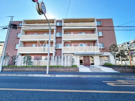 ���n�O�ώʐ^ �����ɕ֗��Ȓn�ɐL�т₩�ȉƑ��̐������i��`���Z�܂�