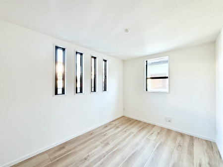 �Q�� 4���񂾏c���̑����A�N�Z���g�ɂȂ��Ă���2�K6���̗m���B