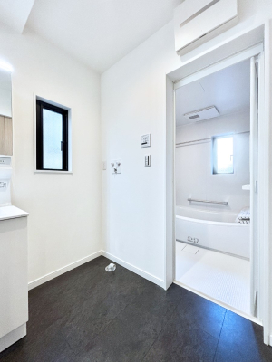 ���̑� �������̂��郉���h���[�X�y�[�X