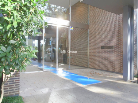 �G���g�����X -