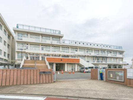 ���ӊ� ���w�Z 570m �{���s���{����\���w�Z