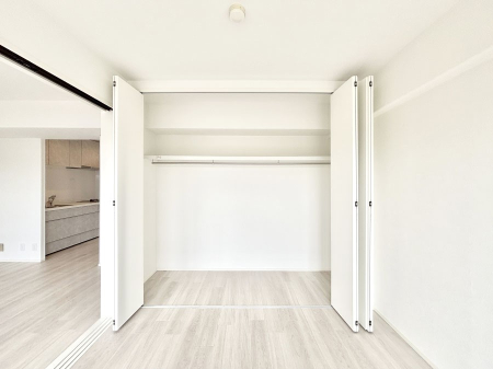 ���[ �����Ղ�̎��[�X�y�[�X�ł��ł��Z��Ԃ��X�b�L���ۂĂ���