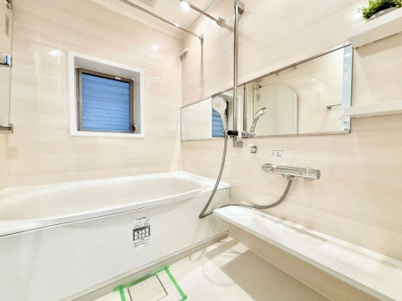 ���� ����̔�������Ă���閾�邢�������̂���o�X���[��  