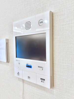 ���̑����� TV���j�^�[�t���Ŗh�Ɩʂ����S�ł��B