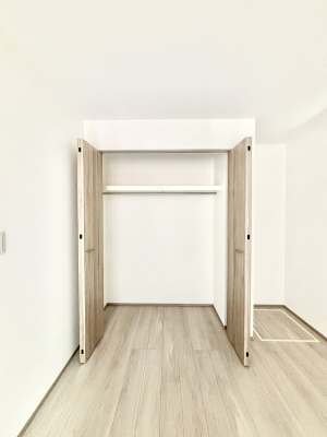 ���[ �����Ղ�̎��[�X�y�[�X�ŉ��K�ɕ�点���� 