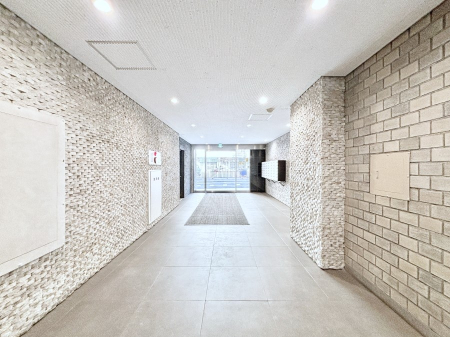 �G���g�����X �������������͋C�̃G���g�����X