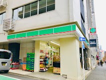 ���ӊ� �R���r�j 10m ���[�\���X�g�A100 �V�h�꒚�ړX