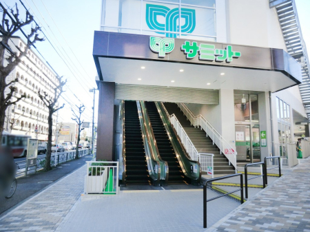 ���ӊ� �X�[�p�[ 550m �T�~�b�g�X�g�A �{�V���X