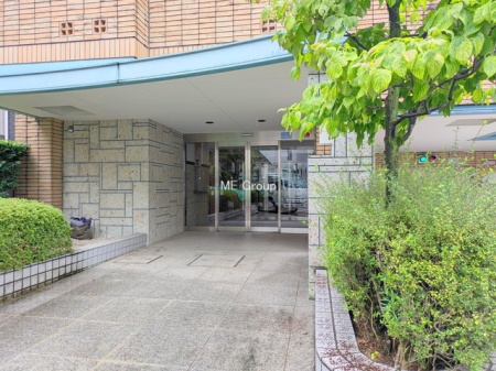 �G���g�����X -