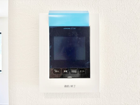 ���̑����� TV���j�^�[�t�C���^�[�t�H�����t���Ă��ăZ�L�����e�B�[��