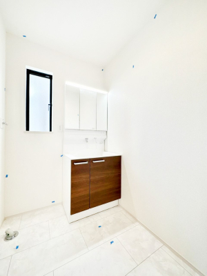 ���̑� ��Ƃ�̐��ʃX�y�[�X�Œ��̐g�x�x�����N���N