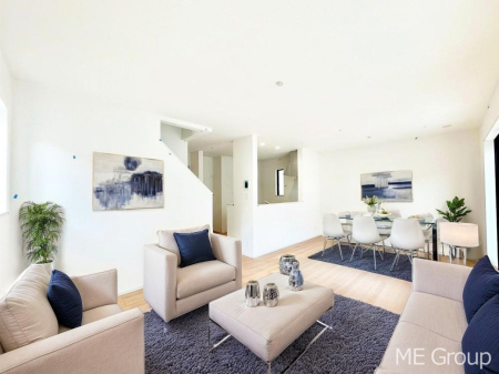 ���r���O �������������͋C�̂k�c�j�͉Ƒ��݂�Ȃ̉��K��ԁ@���Ƌ��CG�ł�