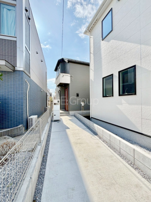 ���n�O�ώʐ^ ���܂����n�`�́A�ԓ��ɖʂ��Ă��炸�A�Â��Ńv���C�x�[�g���𖡂킦�闧�n�ł��B 