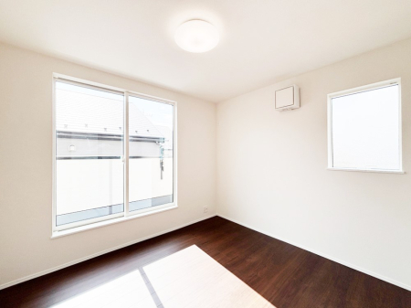 ���̑����� �o���R�j�[���J�������v���X���Ă����m��