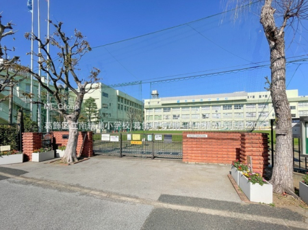 ���ӊ� ���w�Z 220m �����旧�숻�����w�Z