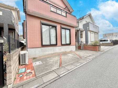  �����Ɍ������Ȃ����ԃX�y�[�X�B