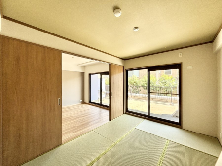 ���̑����� ���r���O�אڂ̘a���͖����̕�炵�ɖ����ƈ��炬�������炵�Ă���܂�  