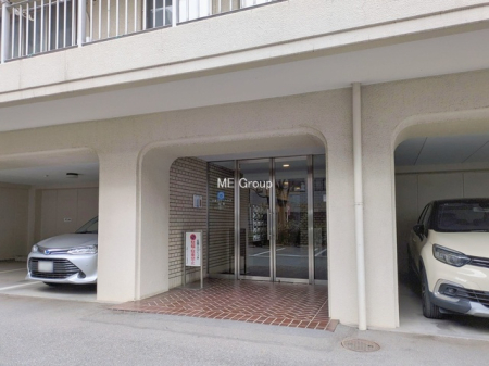 �G���g�����X -