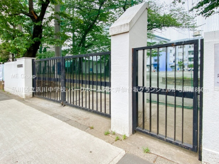 ���ӊ� ���w�Z 850m �i��旧�l�쒆�w�Z