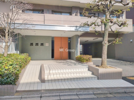 �G���g�����X -