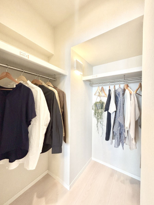 ���̑� �E�H�[�N�C���N���[�[�b�g�̂���Z�܂��ŃX�b�L�����K�Ȑ�����