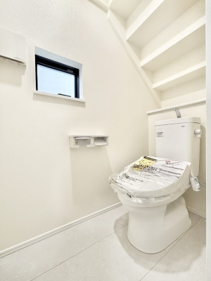 �g�C�� �g�C����1�K��2�K���ꂼ��ɔz�u����Ă��ĂƂĂ��֗��ł��B 