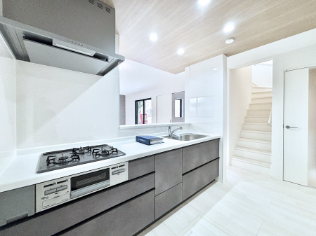 �L�b�`�� �����g���L�b�`��������A�g���₷�����������̂��₷���ɂ������܂����B 