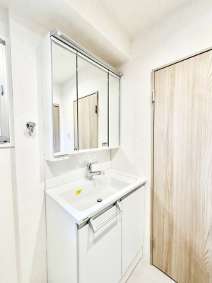 ���ʑ�E���ʏ� ������������ʉ��ώ��Œ��̐g�x�x�����K