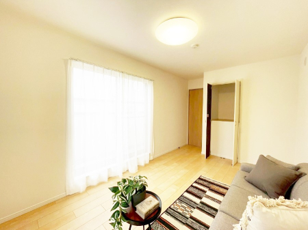 ���̑����� �u�₩�ȓ��������������S�̂�D������ݍ���ł���܂�