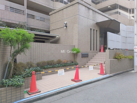 �G���g�����X -